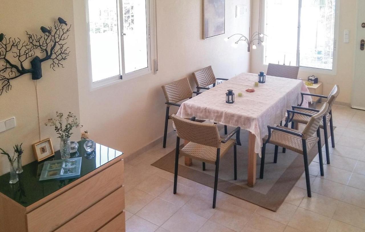 Cozy Home In Orihuela Costa With Kitchen Dehesa de Campoamor  Exterior photo