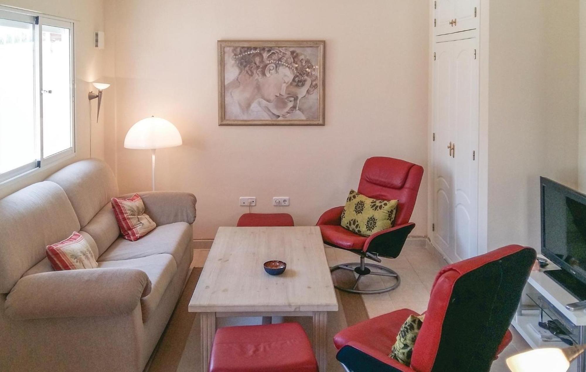 Cozy Home In Orihuela Costa With Kitchen Dehesa de Campoamor  Exterior photo