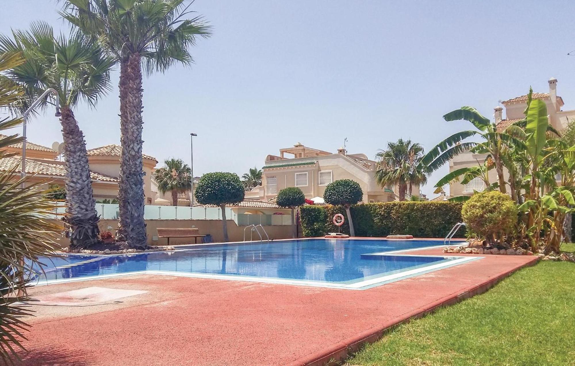 Cozy Home In Orihuela Costa With Kitchen Dehesa de Campoamor  Exterior photo